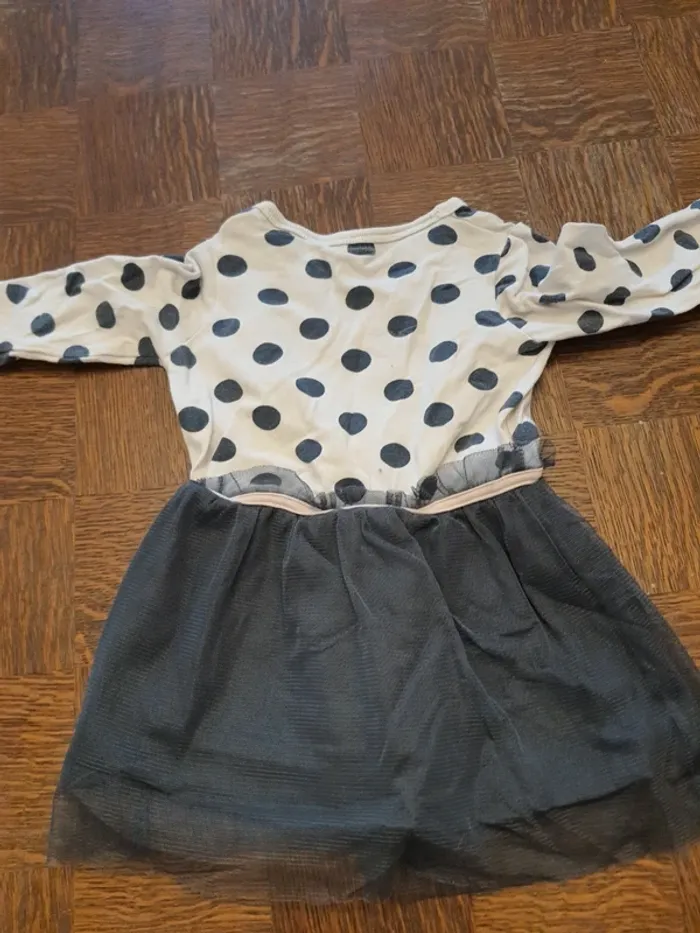 Robe 12mois - photo numéro 4