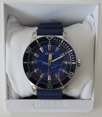 Montre guess homme