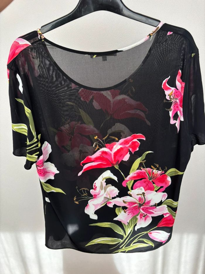 T shirt un jour ailleurs à motif fleuris - photo numéro 3
