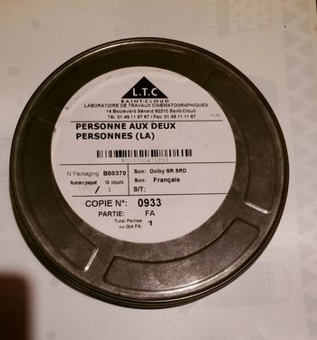 Bobine du film " personne aux deux personnes"
