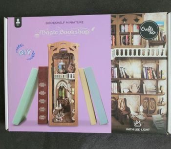 Bookshelf Miniature "Magic Bookshop" Craft&Co