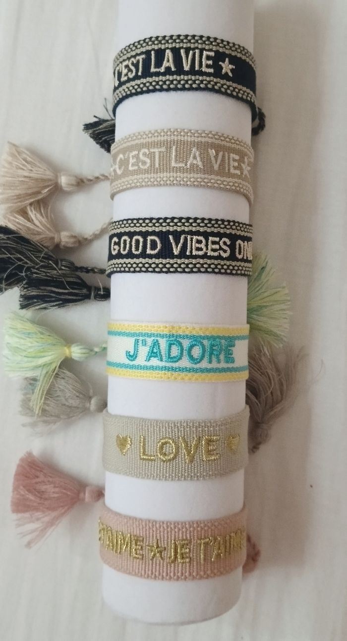 🌟 Bracelets tissés avec messages, Neufs, réglables, tendance, été, plage, plusieurs modèles disponibles - photo numéro 2