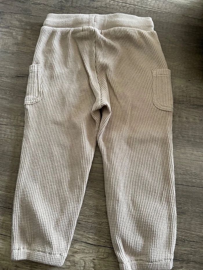 Lot 4 pantalons Garçon -18M- - photo numéro 4