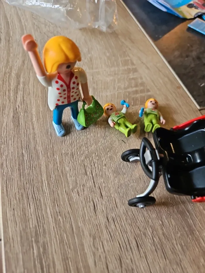 Personnages playmobil - photo numéro 2
