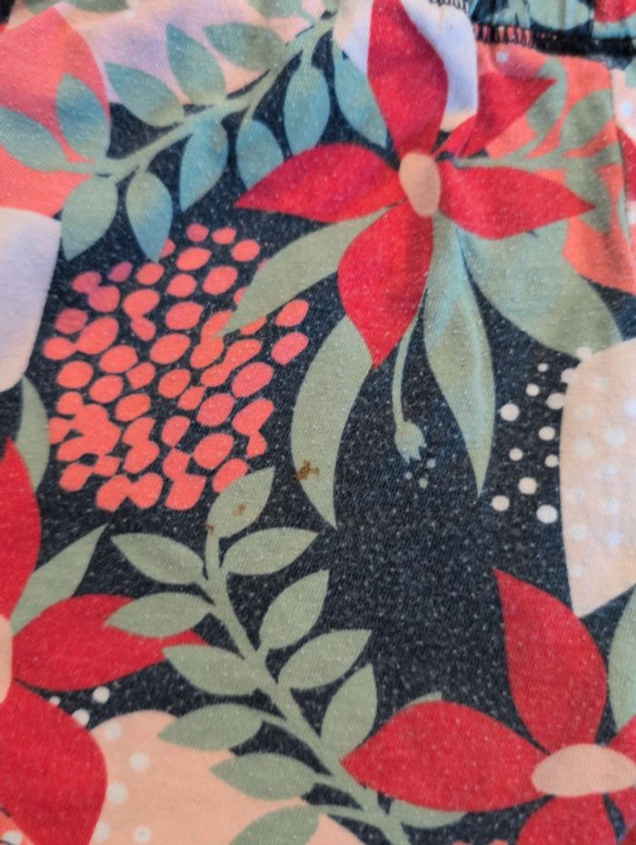 Short a fleurs 8 ans - photo numéro 4