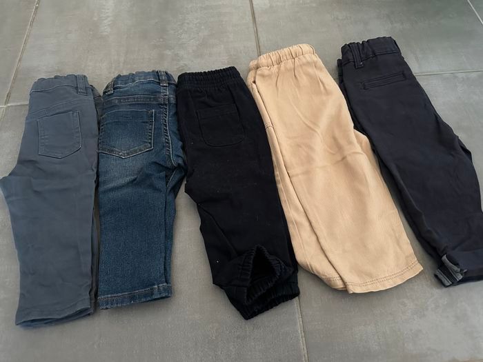 Lot pantalons 12 mois