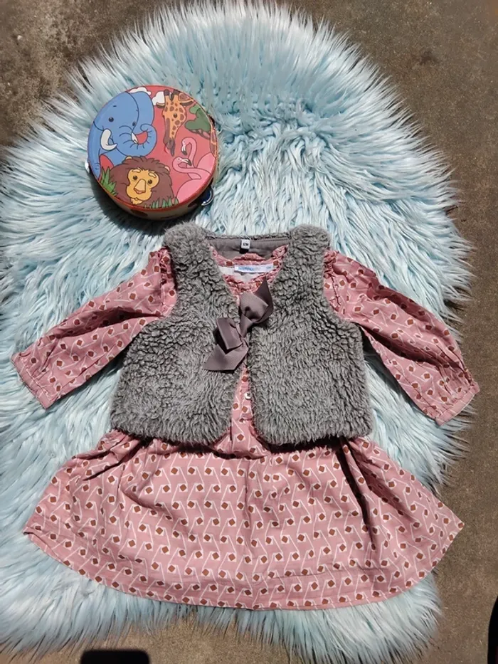 🍇 robe fille 12 mois et veste sans manche