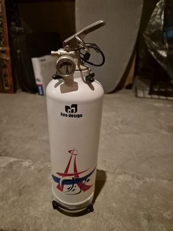 Extincteur fire design Sapeurs pompiers de Paris