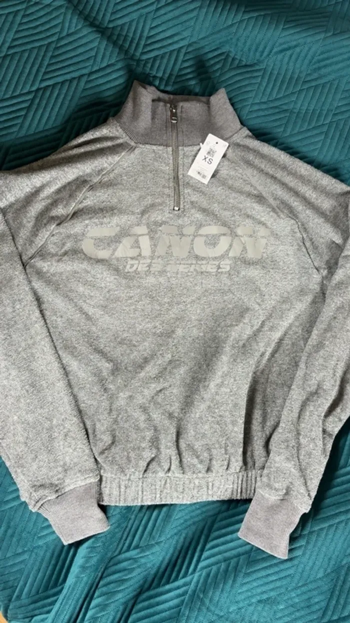 Pull gris - photo numéro 2