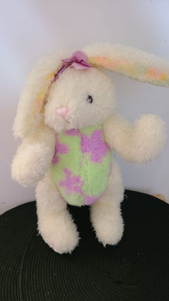 Peluche pâque lapin articulé