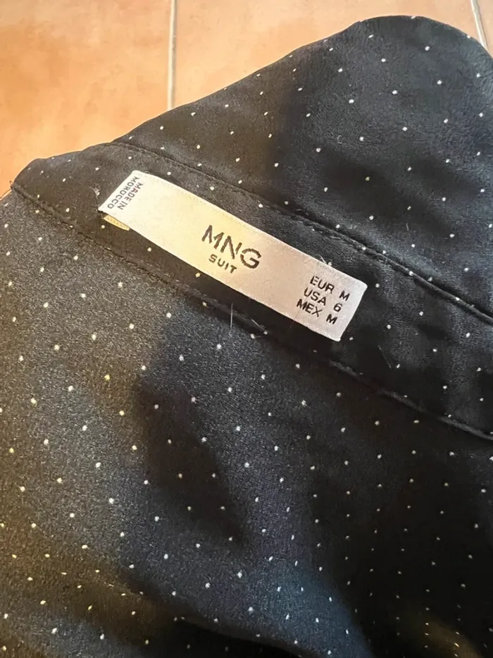 Chemise chic parisienne à pois - très bon état - taille M - photo numéro 2