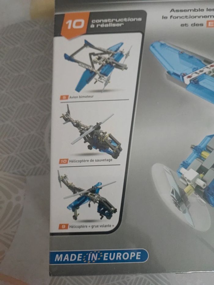 Jeu de construction avions et hélicoptères Clementoni neuf - photo numéro 5