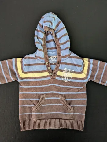 Pull à capuche rayé