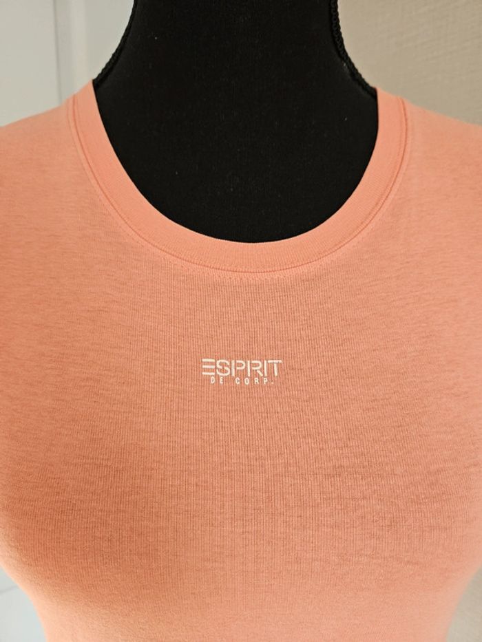 T.shirt manches courtes Esprit abricot taille 36 - photo numéro 2
