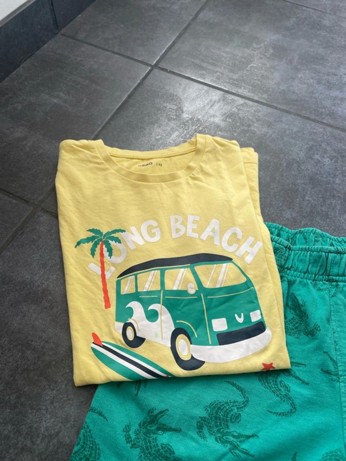 Short et t-shirt 12 ans - photo numéro 2