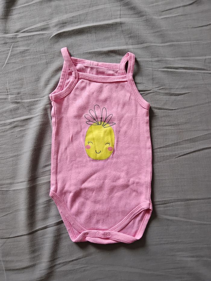 Body à bretelles taille 3 mois