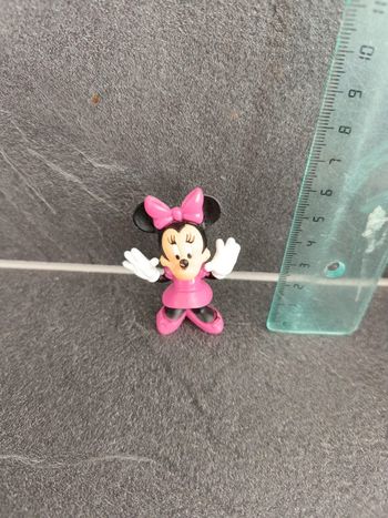 Petite figurine minnie disney