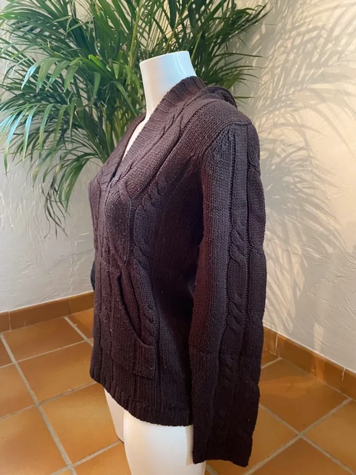 Pull avec capuche - photo numéro 2