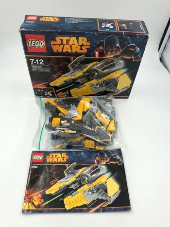 Boîte Lego Star Wars Jedi Interceptor N•75038