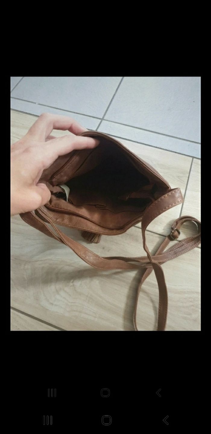 Sac pochette bandoulière jennyfer - photo numéro 4