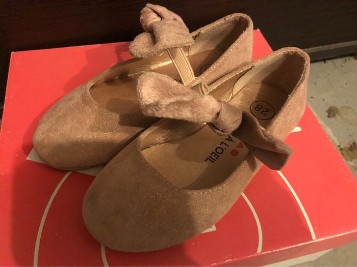 Ballerines tape à l’œil 28 très bon état vieux rose pale - photo numéro 2