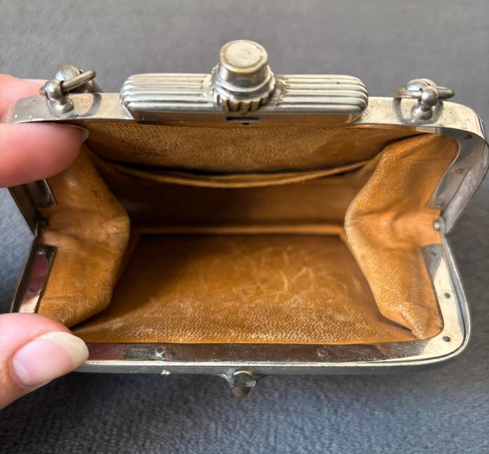 Sac à main ancien en cuir années 30 - photo numéro 7