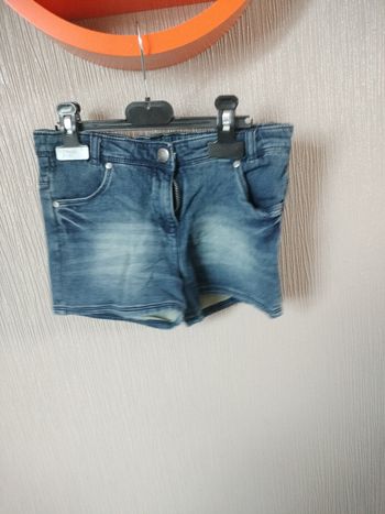 Short taille 12ans