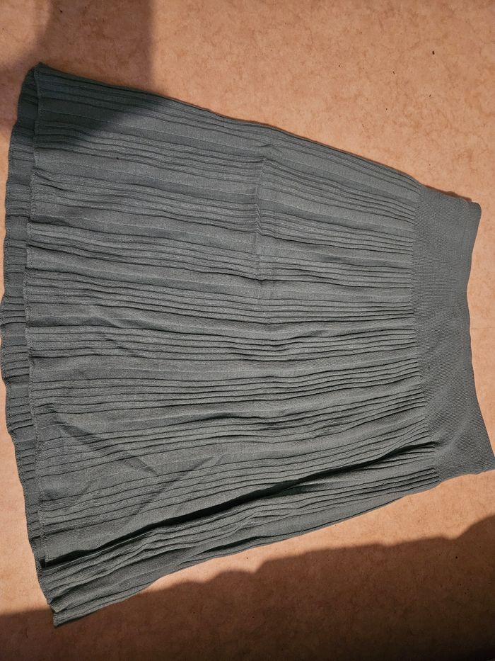 Vêtements femme 46 48 T3 est pantalon jaune 40 - photo numéro 5