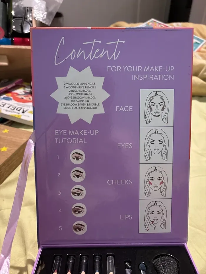 Palette de maquillage - photo numéro 9