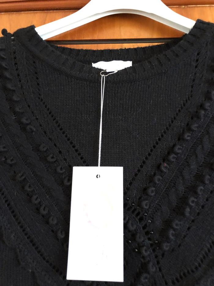 Pull/t-shirt manches courtes noir neuf avec étiquette - photo numéro 2