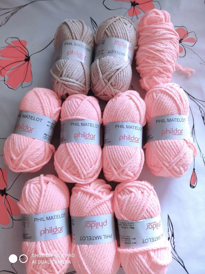 2 lots de Pelotes de laine
