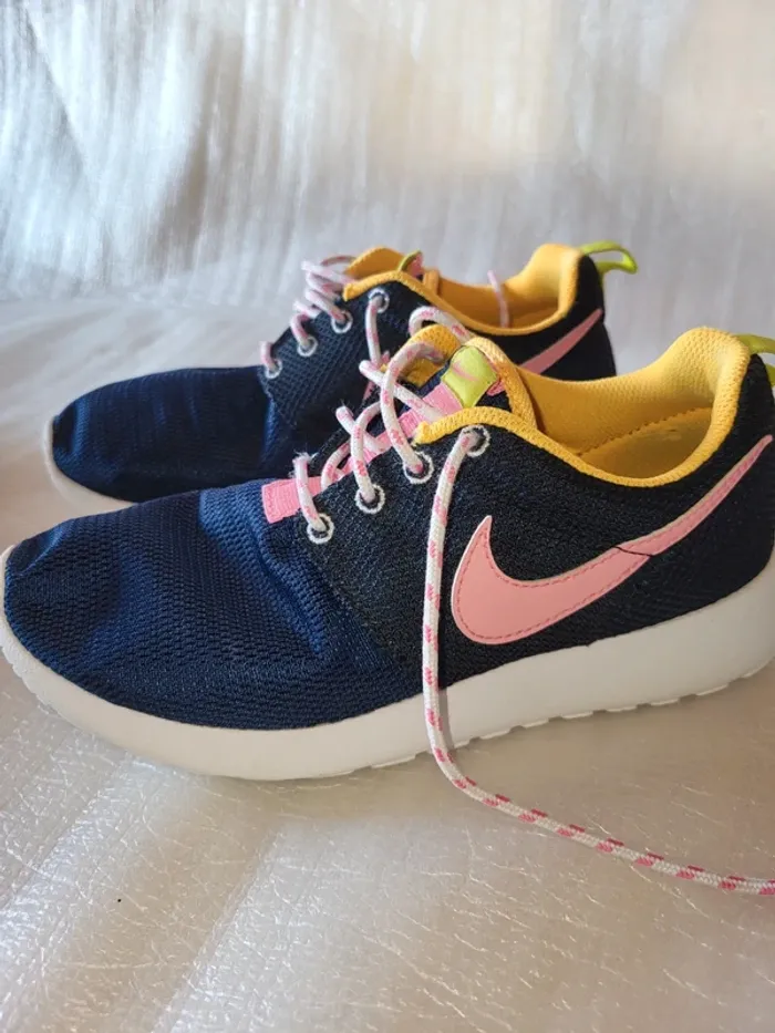 Nike fille - photo numéro 2