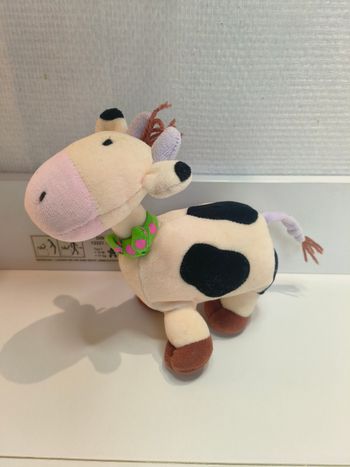 Peluche doudou vache Okaïdi