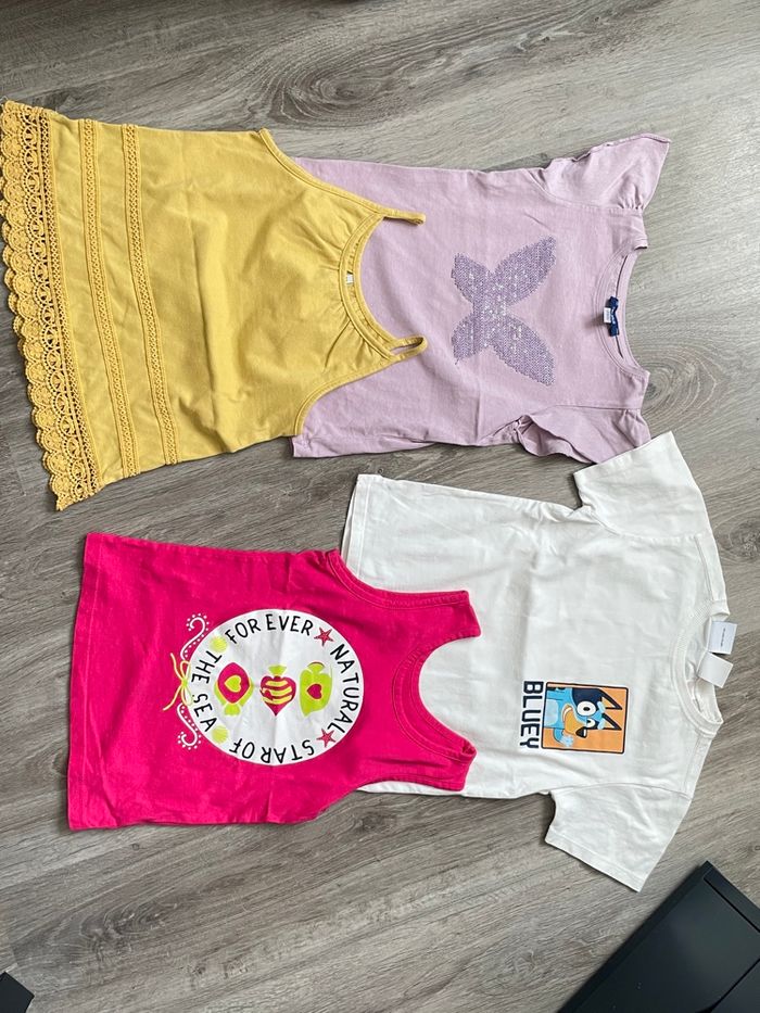 Lot de vêtements fille 6 ans - photo numéro 2