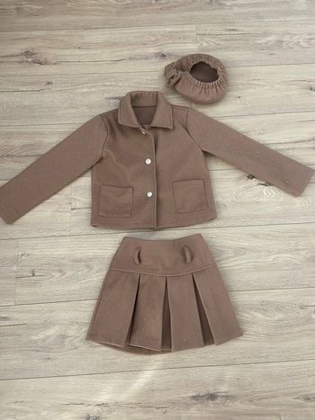 Ensemble veste jupe hiver