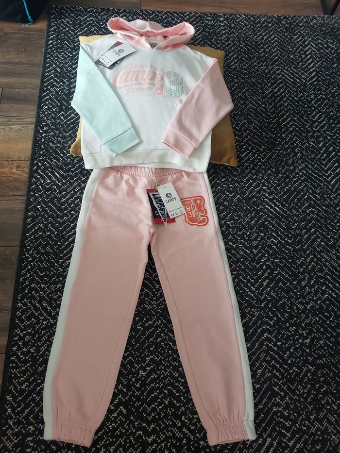 Jogging fille camps neuf 6 ans