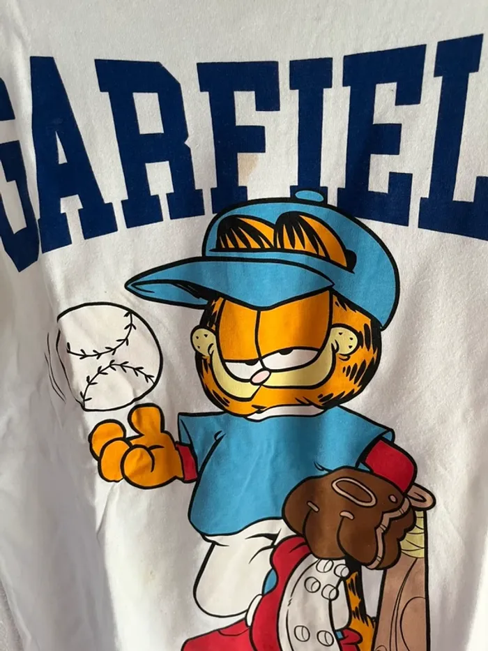T-shirt Garfield Zara taille 11/12 ans 💫 - photo numéro 3