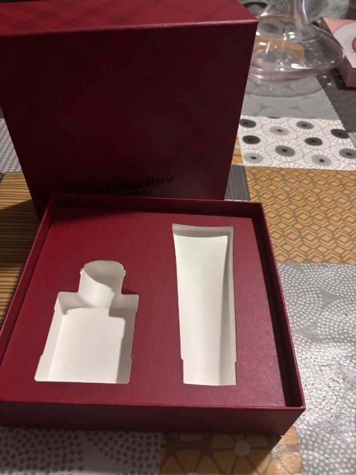 Coffret boîte vide Burberry