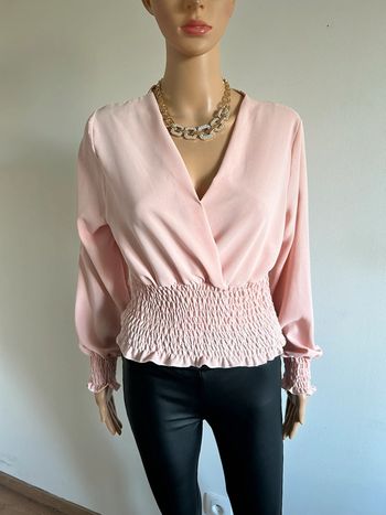 Blouse courte rose claire à manches longues taille unique jamais portée