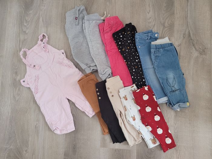 Gros lots de vêtements fille 12 mois - photo numéro 6