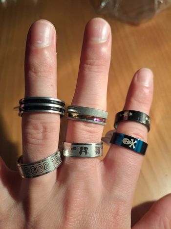 Bagues colorées tailles 20