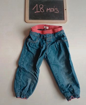 Pantalon doublé Absorba taille 18 mois en très bon état