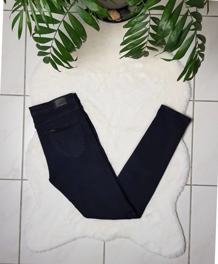 Jean Lee Scarlett W29 L33 Noir