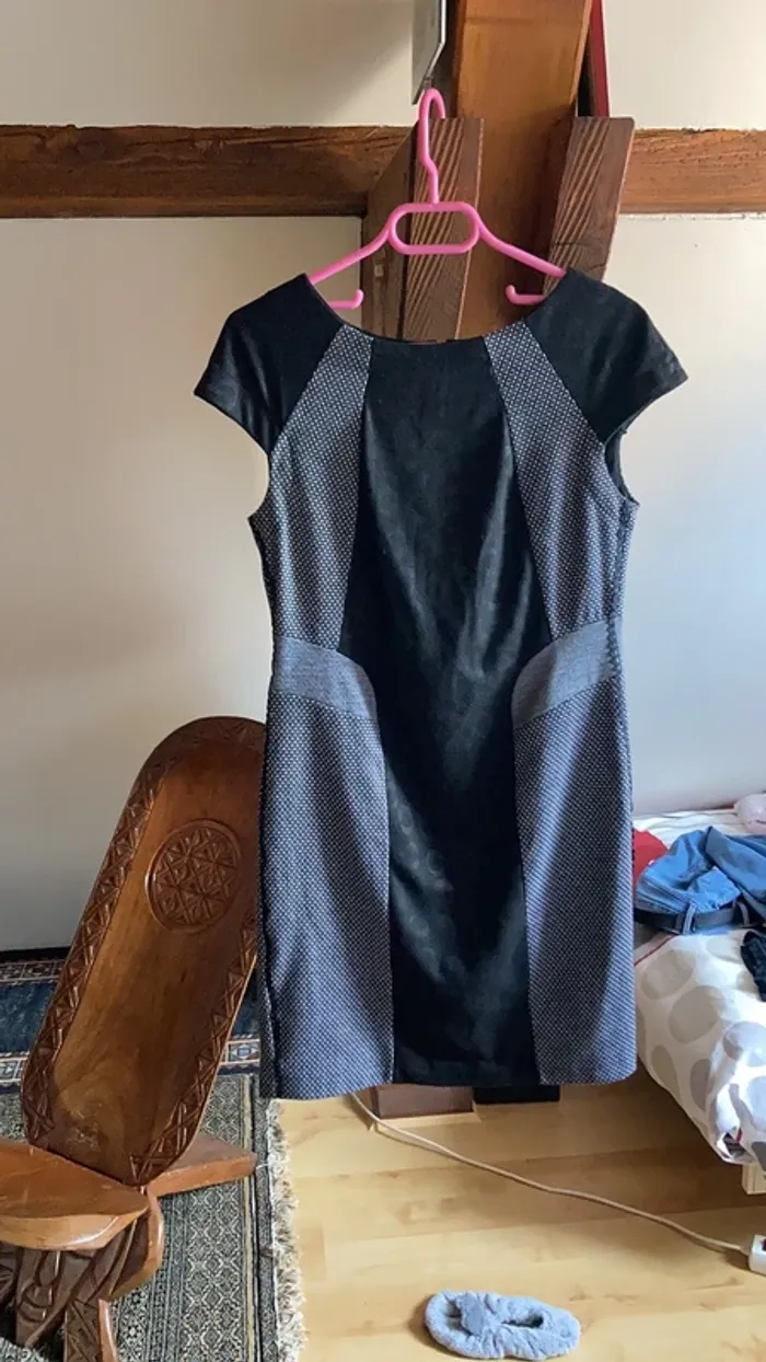 robe noire