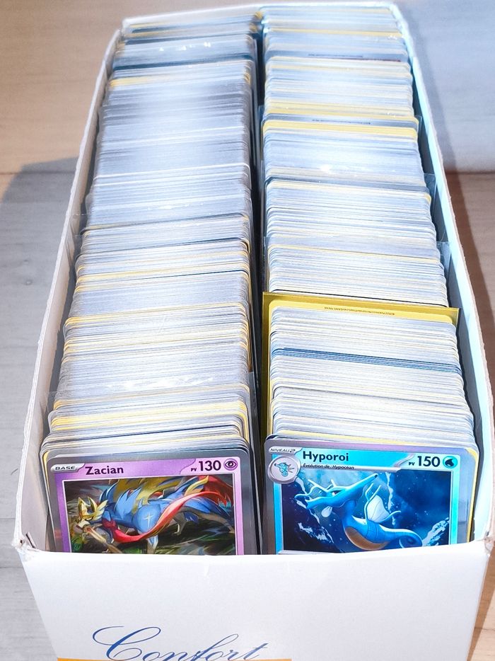 100 cartes Pokémon FR