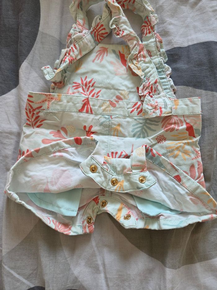 Ensemble salopette short + Gilet tape a l'œil - photo numéro 6