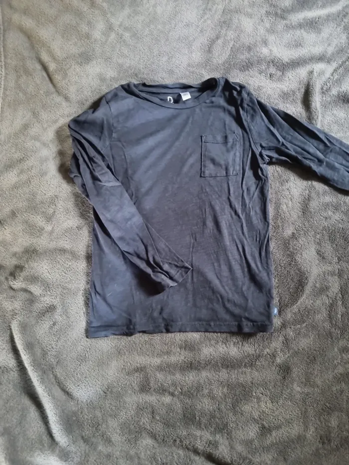 T-shirt ML okaidi 8 ans