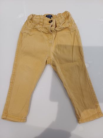 Jeans taille 18 mois