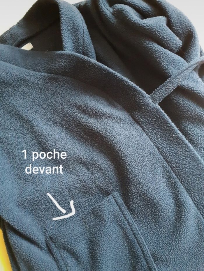 💎 Super veste de pyjama (8 ans) 💎 - photo numéro 3