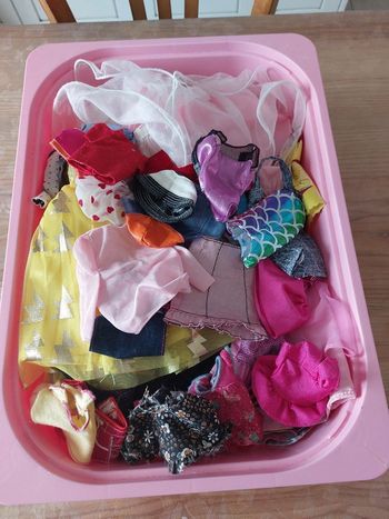 Vêtements poupée barbie 